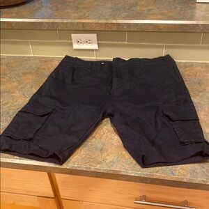 Men's Navy Blue Cargo Shorts EUC